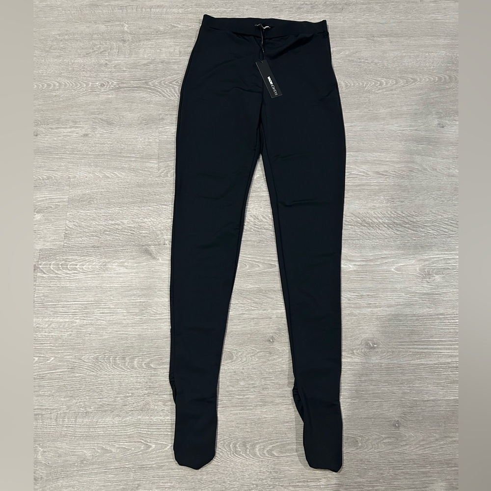 Black High Rise Footed Legging - Picture 2 of 4